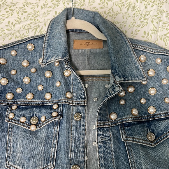 LIKE NEW 7 for all man kind oversized pearl denim jacket - Picture 8 of 11
